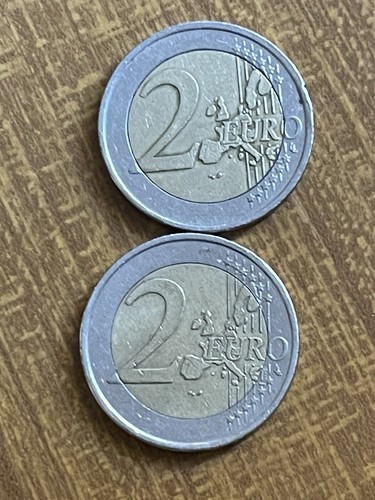 Due monete euro - monete,