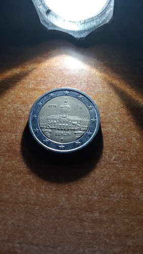Rara moneta due - moneta, euro